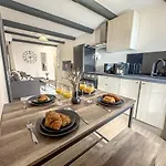 Le Cocon Appartement A 300M Du Theatre Antique